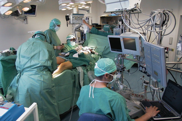 Hjertekirurgi. Foto: Klinikk for thoraxkirurgi, St. Olavs Hospital